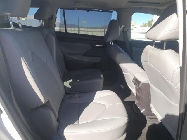 Photo 11 from auction – 2024 TOYOTA HIGHLANDER with VIN 5TDKDRBH5RS559879