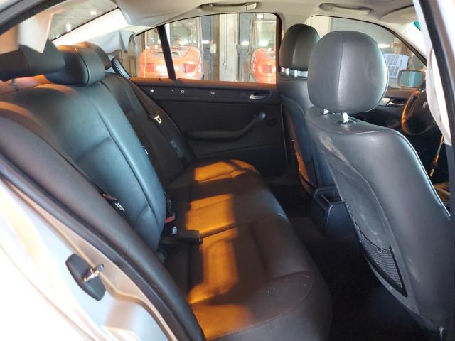 Photo 10 from auction – 2003 BMW 325 I with VIN WBAET37443NH04409