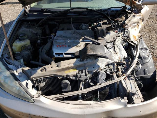 Photo 11 from auction – 2004 TOYOTA CAMRY LE with VIN JTDBF30KX40153887