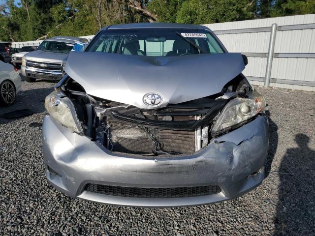 Photo 5 from auction – 2015 TOYOTA SIENNA with VIN 5TDZK3DC3FS544361