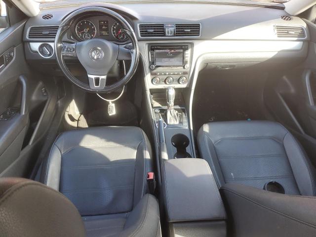 Photo 8 from auction – 2015 VOLKSWAGEN PASSAT S with VIN 1VWAT7A38FC071903