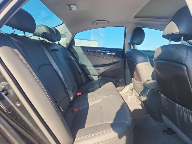 Photo 10 from auction – 2011 HYUNDAI SONATA SE with VIN 5NPEC4AC8BH307547
