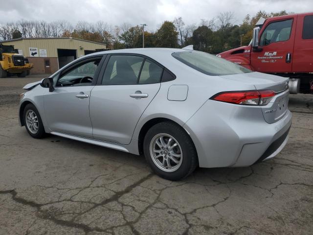 Photo 2 from auction – 2022 TOYOTA COROLLA LE with VIN JTDEAMDE5NJ043931