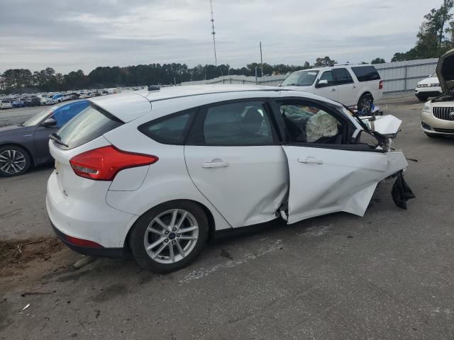 Photo 3 from auction – 2015 FORD FOCUS SE with VIN 1FADP3K29FL365755