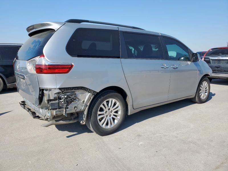 Photo 3 from auction – 2017 TOYOTA SIENNA XLE with VIN 5TDYZ3DC5HS866686