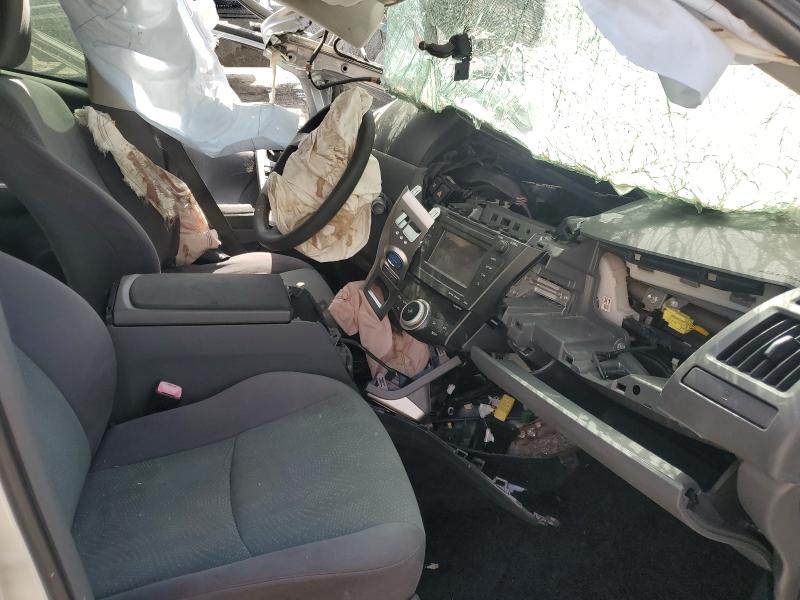 Photo 7 from auction – 2012 TOYOTA PRIUS V with VIN JTDZN3EU2C3104028