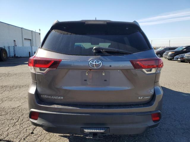 Photo 6 from auction – 2019 TOYOTA HIGHLANDER SE with VIN 5TDJZRFH4KS564987