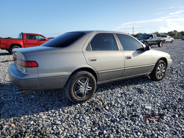 Photo 3 from auction – 1998 TOYOTA CAMRY CE with VIN 4T1BF22K7WU072134