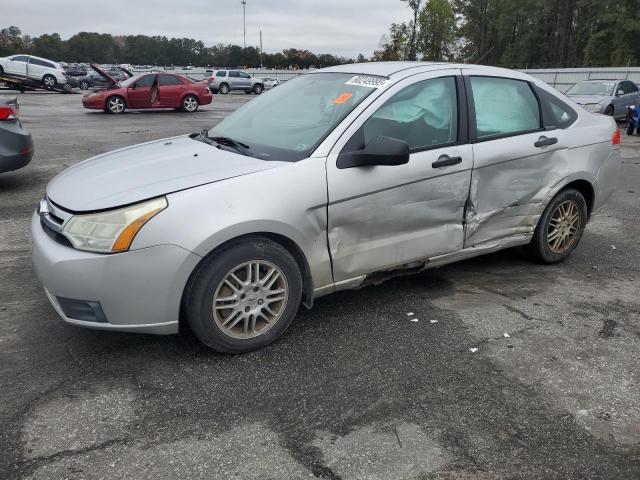 FORD FOCUS SE 2010 with VIN 1FAHP3FN5AW258540 - Photo from auction