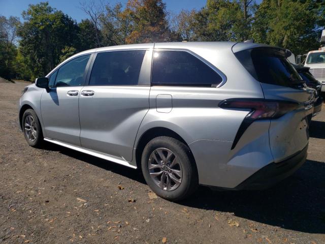 Photo 2 from auction – 2023 TOYOTA SIENNA LE with VIN 5TDKSKFC6PS095199