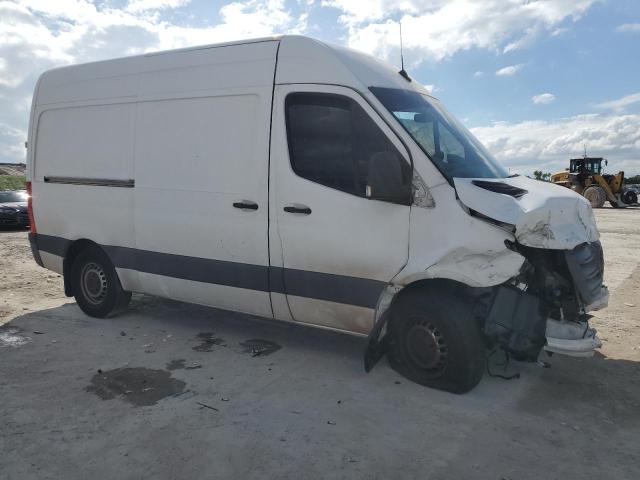 Photo 4 from auction – 2019 MERCEDES-BENZ SPRINTER 2 with VIN WD3PF0CD8KP055019