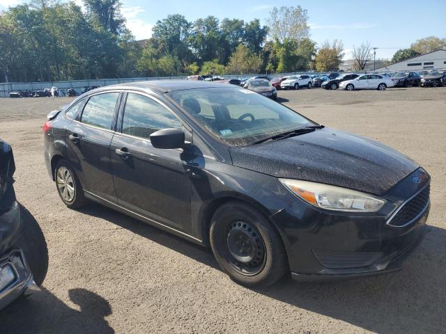 Photo 4 from auction – 2015 FORD FOCUS S with VIN 1FADP3E27FL200427