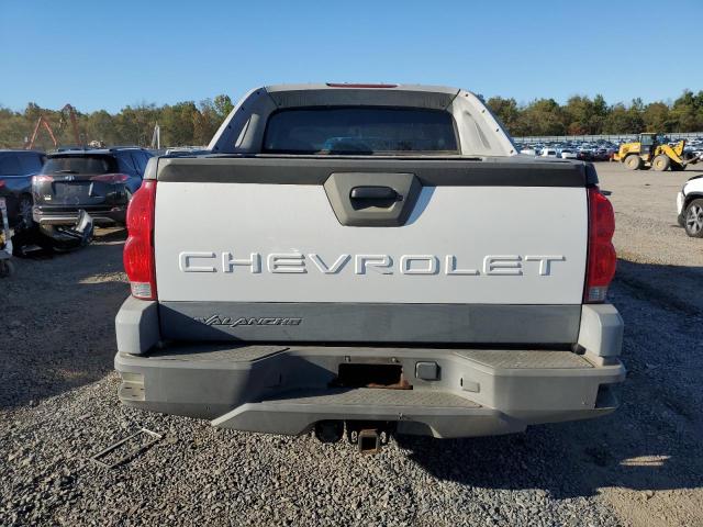 Photo 6 from auction – 2002 CHEVROLET AVALANCHE with VIN 3GNEC13T52G208485