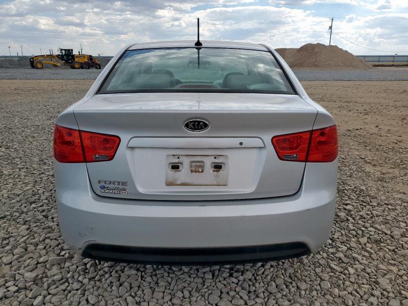 Photo 6 from auction – 2011 KIA FORTE with VIN KNAFT4A28B5889206