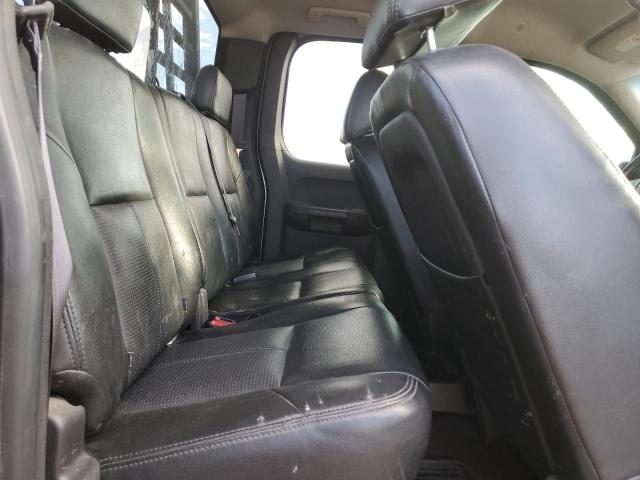 Photo 10 from auction – 2013 GMC SIERRA K35 with VIN 1GT523C82DZ346295