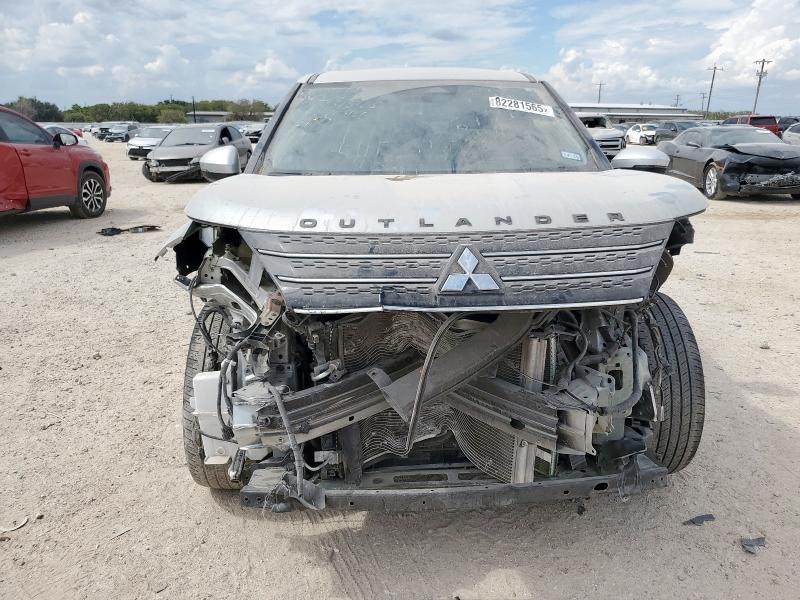 Photo 5 from auction – 2023 MITSUBISHI OUTLANDER with VIN JA4J3UA84PZ047684