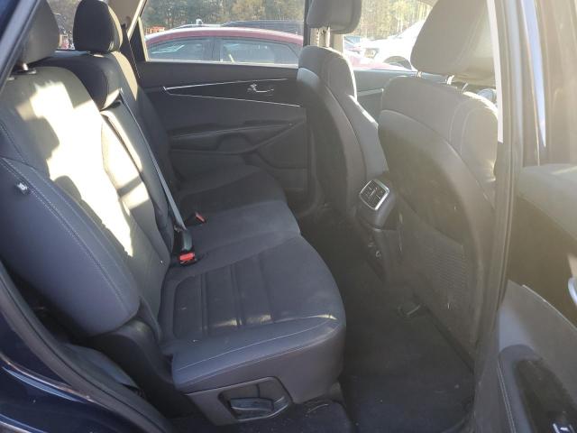 Photo 11 from auction – 2016 KIA SORENTO LX with VIN 5XYPGDA34GG062600