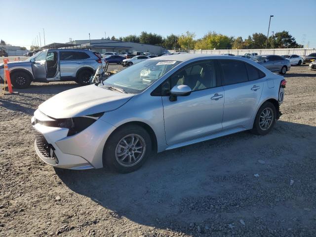 TOYOTA COROLLA LE 2022 with VIN JTDEAMDE1N3002877 - Photo from auction