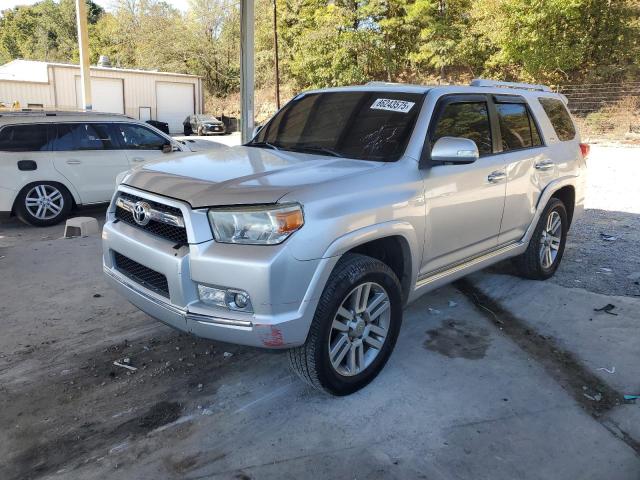 TOYOTA 4RUNNER SR 2011 with VIN JTEZU5JR8B5033139 - Photo from auction