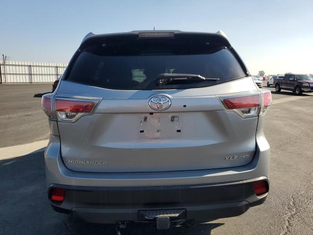 Photo 6 from auction – 2015 TOYOTA HIGHLANDER with VIN 5TDJKRFH9FS187325