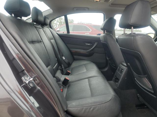 Photo 10 from auction – 2007 BMW 328 XI with VIN WBAVC93557KX58419