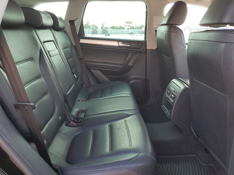 Photo 11 from auction – 2012 VOLKSWAGEN TOUAREG V6 with VIN WVGFF9BP5CD003380