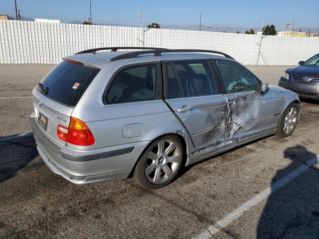 Photo 3 from auction – 2003 BMW 325 IT with VIN WBAEN334X3PC12410