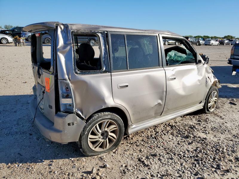 Photo 3 from auction – 2004 TOYOTA SCION XB with VIN JTLKT324340143374