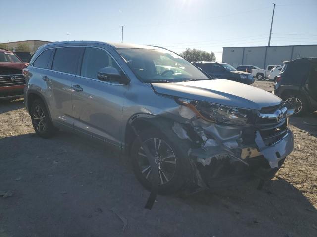 Photo 4 from auction – 2016 TOYOTA HIGHLANDER with VIN 5TDKKRFH1GS146807
