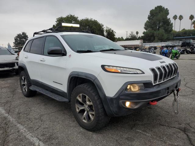 Photo 4 from auction – 2014 JEEP CHEROKEE TRAILHAWK with VIN 1C4PJMBS5EW159795
