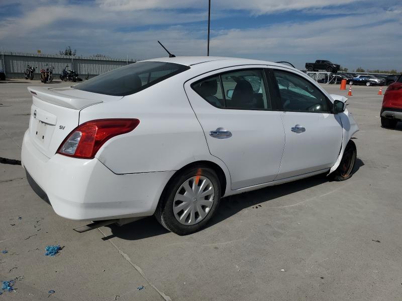 Photo 3 from auction – 2017 NISSAN VERSA S with VIN 3N1CN7AP6HL862157