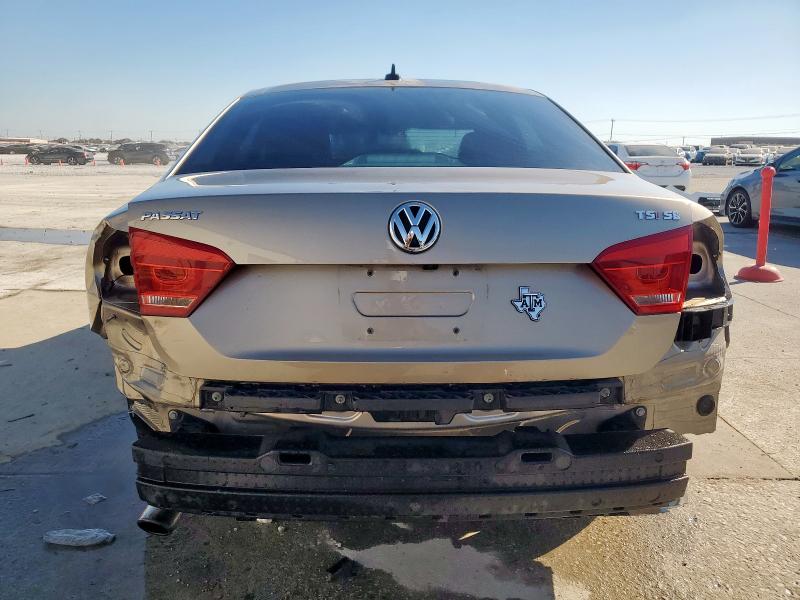 Photo 6 from auction – 2015 VOLKSWAGEN PASSAT SE with VIN 1VWBS7A33FC018842