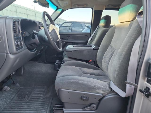 Photo 7 from auction – 2004 CHEVROLET SILVERADO with VIN 2GCEC19TX41125601
