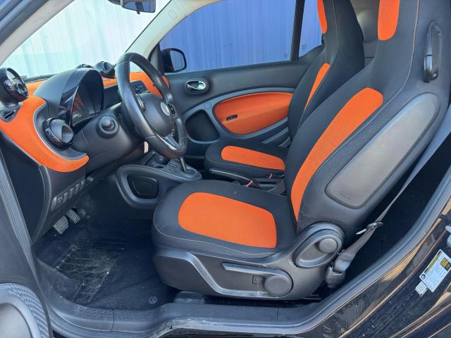 Photo 5 from auction – 2017 SMART FORTWO with VIN WMEFJ9BAXHK230583