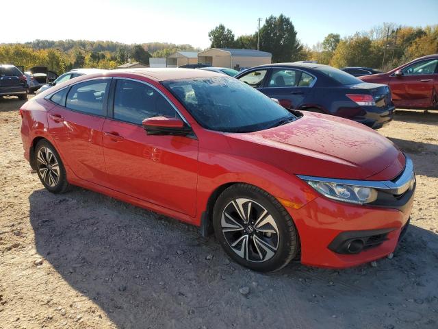 Photo 4 from auction – 2017 HONDA CIVIC EXL with VIN 2HGFC1F75HH643142