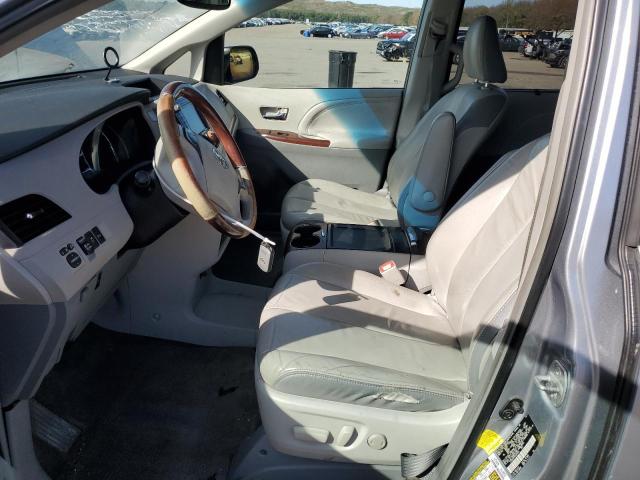 Photo 7 from auction – 2011 TOYOTA SIENNA XLE with VIN 5TDDK3DC4BS024450