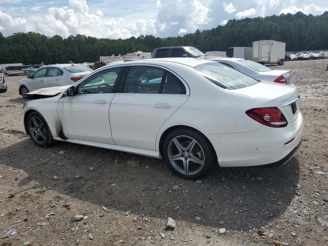 Photo 2 from auction – 2017 MERCEDES-BENZ E 300 with VIN WDDZF4JB5HA010385