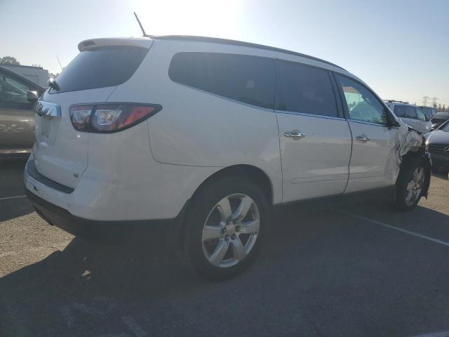Photo 3 from auction – 2017 CHEVROLET TRAVERSE L with VIN 1GNKRGKD7HJ267088