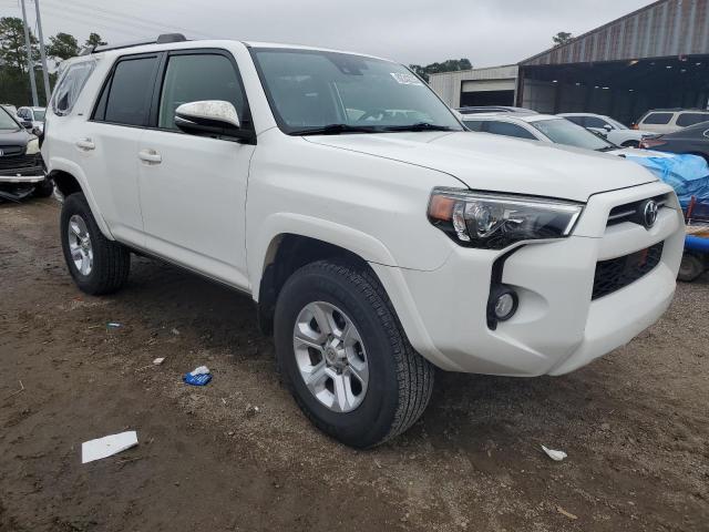 Photo 4 from auction – 2020 TOYOTA 4RUNNER SR with VIN JTEBU5JR0L5776896