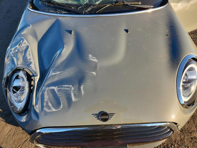 Photo 11 from auction – 2021 MINI COOPER with VIN WMWXR3C04M2N11154