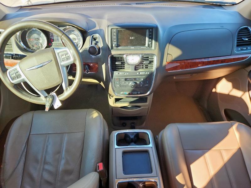 Photo 8 from auction – 2014 CHRYSLER TOWN & COU with VIN 2C4RC1BG6ER165109