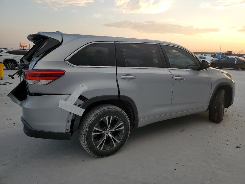 Photo 3 from auction – 2018 TOYOTA HIGHLANDER with VIN 5TDZZRFH8JS245299