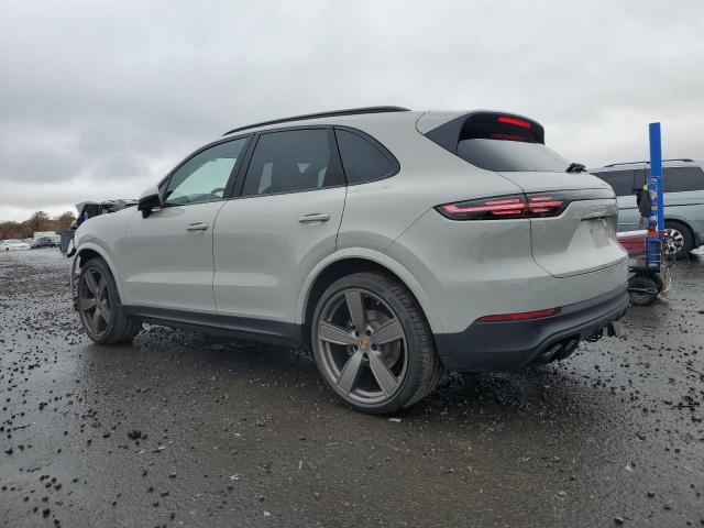 Photo 2 from auction – 2022 PORSCHE CAYENNE with VIN WP1AA2AY1NDA02355