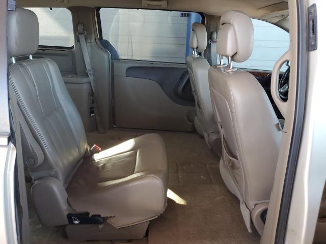Photo 10 from auction – 2015 CHRYSLER TOWN & COU with VIN 2C4RC1BG1FR520222