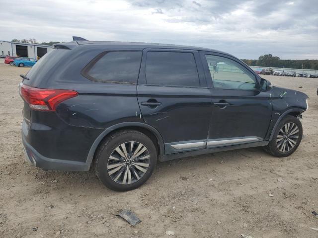 Photo 3 from auction – 2019 MITSUBISHI OUTLANDER with VIN JA4AD3A31KZ044682