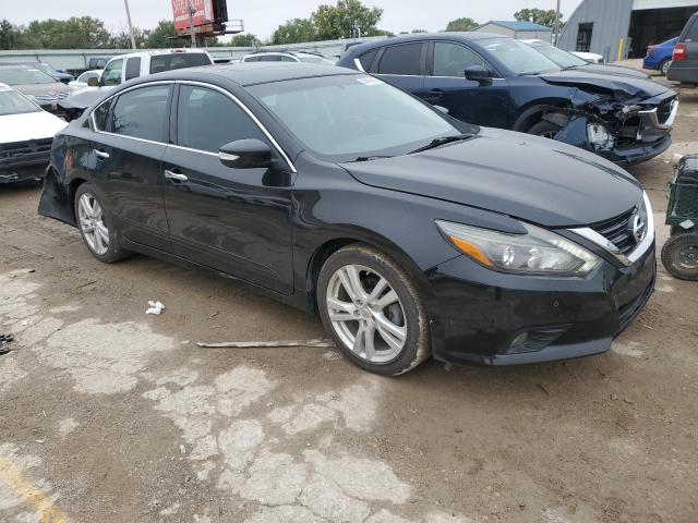 Photo 4 from auction – 2017 NISSAN ALTIMA 3.5 with VIN 1N4BL3AP2HC224576