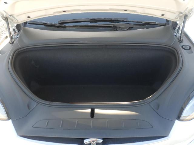 Photo 12 from auction – 2021 TESLA MODEL X with VIN 5YJXCDE22MF322606