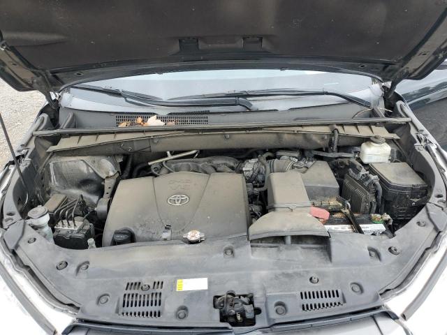 Photo 12 from auction – 2019 TOYOTA HIGHLANDER with VIN 5TDBZRFH0KS742737