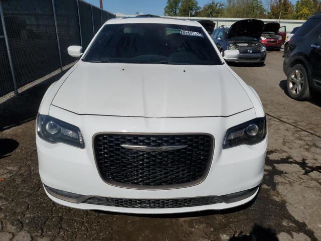 Photo 5 from auction – 2016 CHRYSLER 300 S with VIN 2C3CCAGG9GH270626
