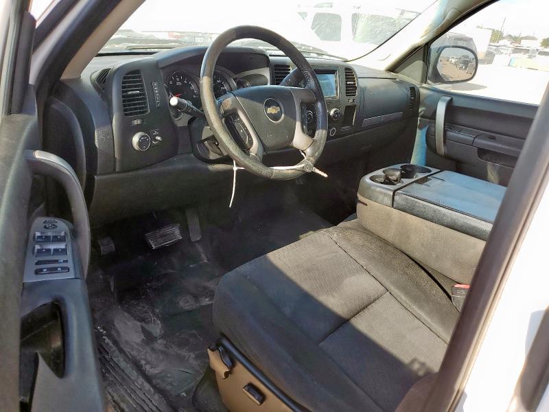 Photo 8 from auction – 2011 CHEVROLET SILVERADO with VIN 1GCRCSE02BZ345645